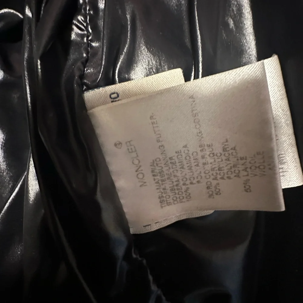 Black Puffer Jacket with Faux Fur Collar - Picture 4 of 4